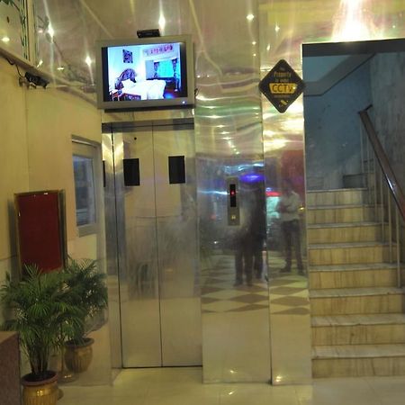 Oyo Premium Railway Station Patna Patna (Bihar) Exterior foto